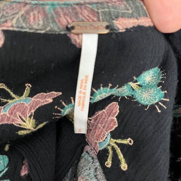 Free People Just The‎ Two Of Us Printed V Neck Floral Swing Tunic  Small - Picture 6 of 9